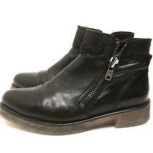 Felmini black boots